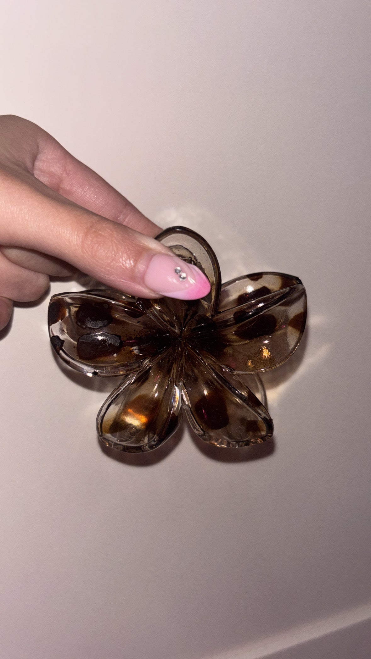 Pince Fleur 🤍 (Grande)